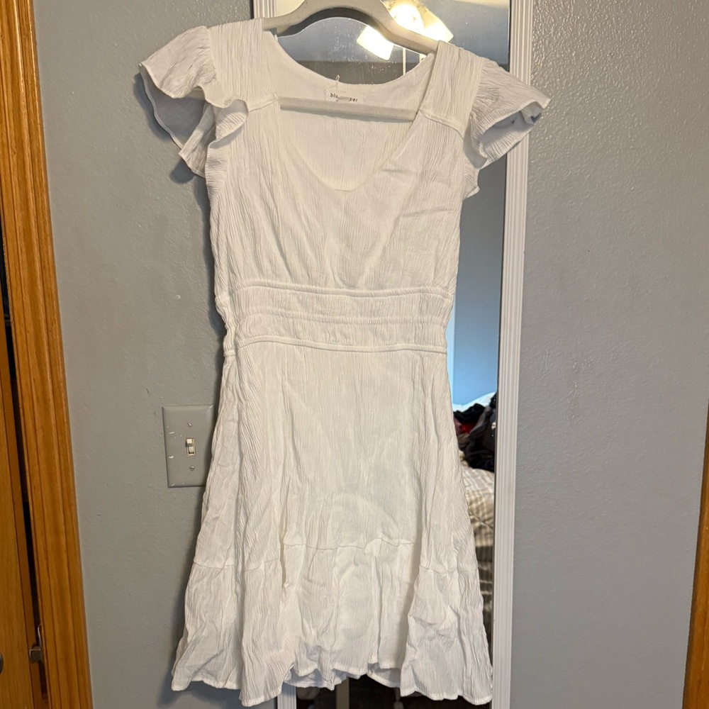 Blu Pepper White Flutter Sleeve Sundress